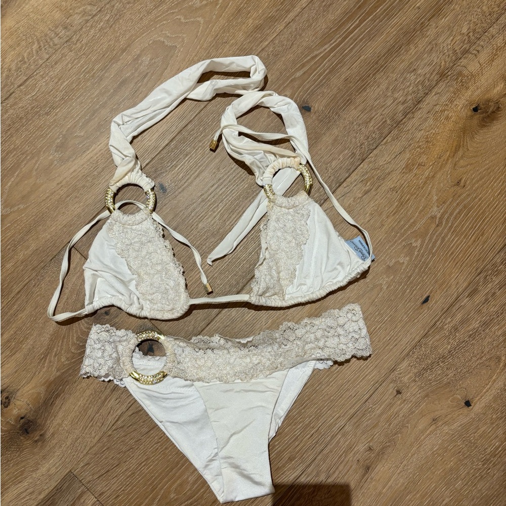 Beach bunny bikini